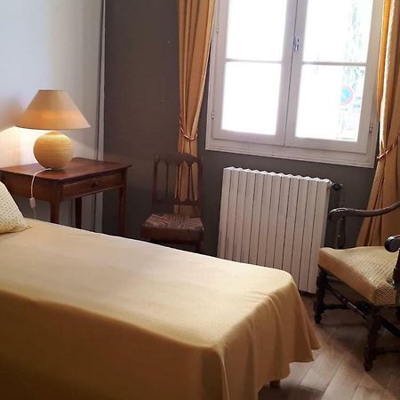 Appartement De Charme Au Coeur De La Vieille Ville Bergerac Ngoại thất bức ảnh